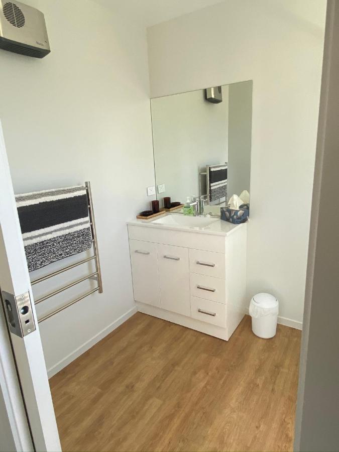Central Retreat And Self Contained With Free Wifi Κρόμγουελ Εξωτερικό φωτογραφία
